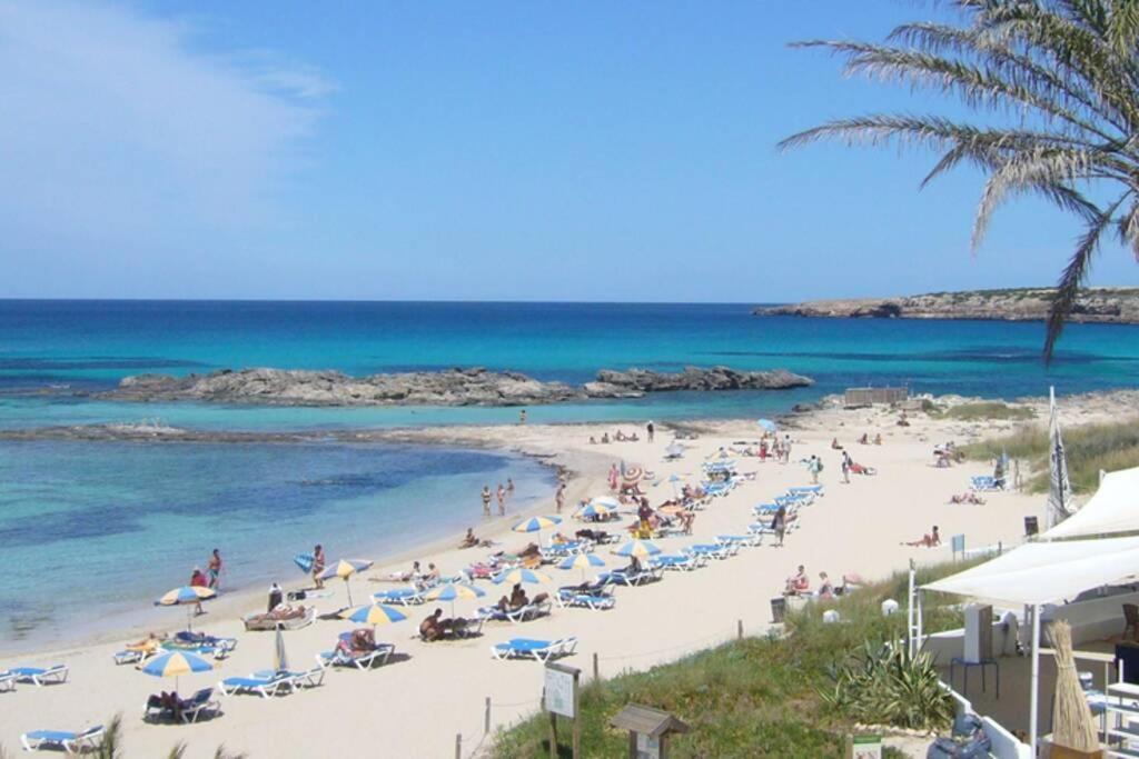 Appartement Nobe Es Pujols Proche Plage, Vue Mer Exterior foto